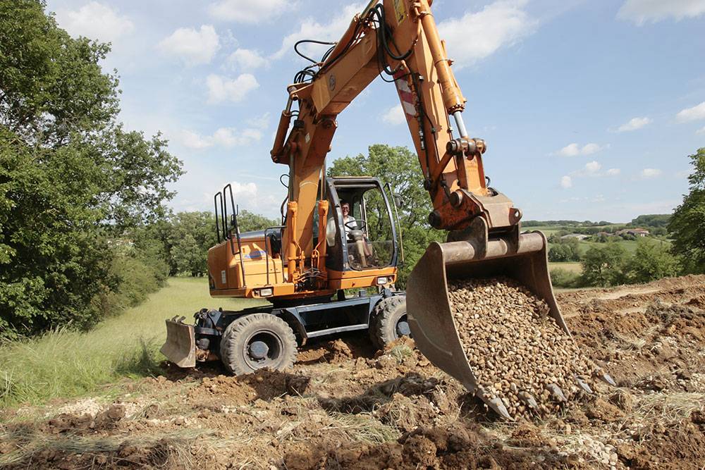 Création de tranchées par votre entreprise de VRD près de Saint-Lys